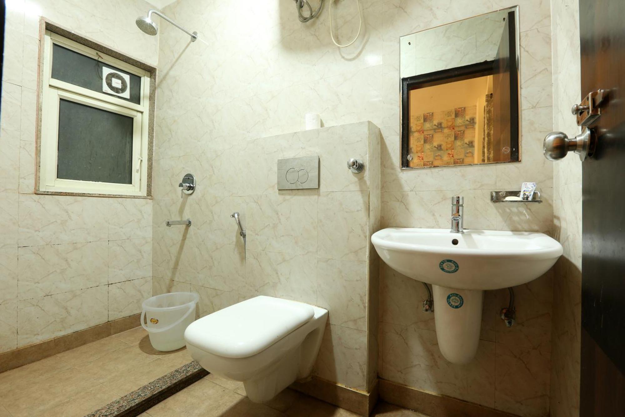 ניו דלהי Hotel Ark Wood At Airport מראה חיצוני תמונה